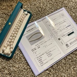 Real Venus pearl necklace